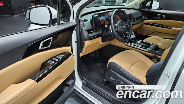 Kia Canival 2021 — photo 11