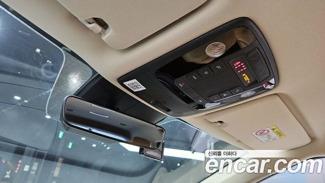 Kia Canival 2021 — photo 19