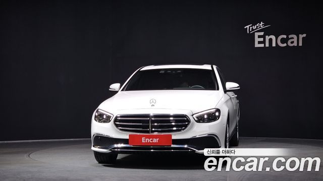 Mercedes-Benz E-Class 2021 — photo 3