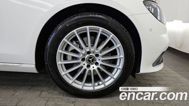 Mercedes-Benz E-Class 2021 — photo 5