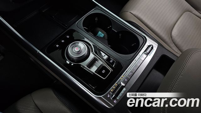 Kia Canival 2024 — photo 9