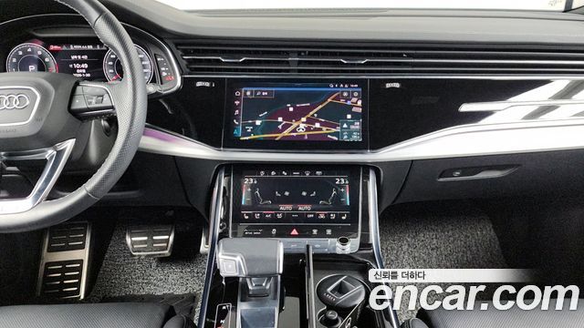Audi Q7 2023 — photo 14