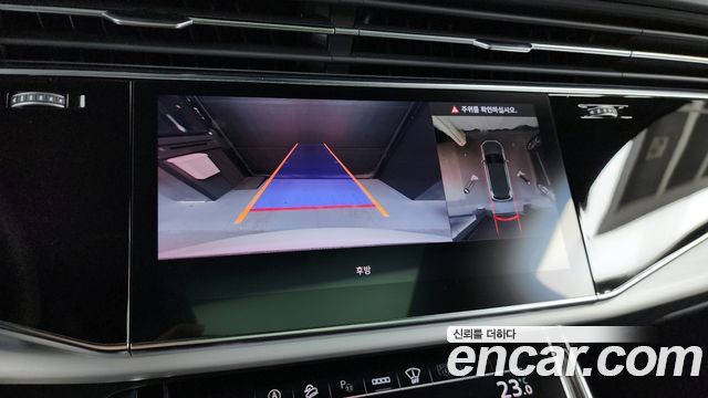 Audi Q7 2023 — photo 15