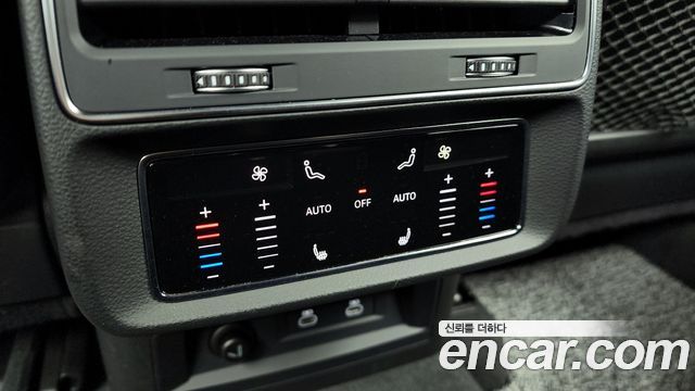 Audi Q7 2023 — photo 19