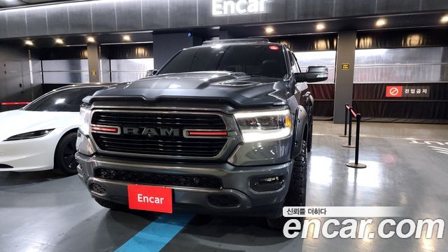 Dodge Ram Pick Up 2019 — photo 3