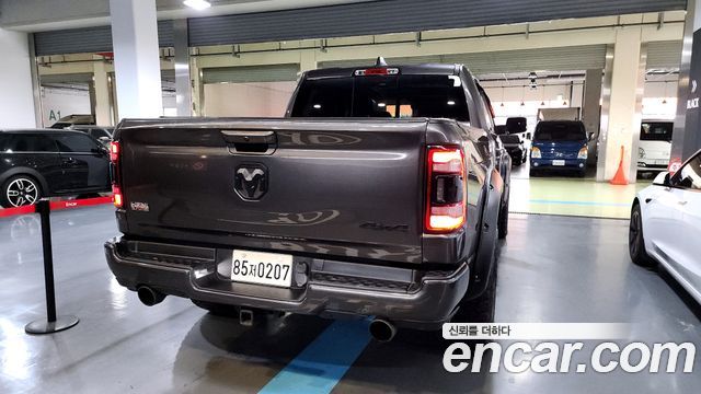 Dodge Ram Pick Up 2019 — photo 4
