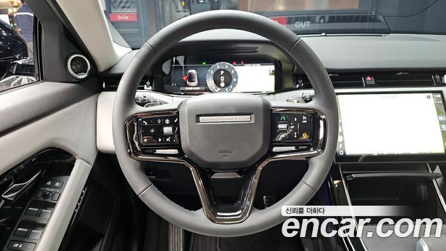 Land Rover Range Rover Evoque 2025 — photo 13