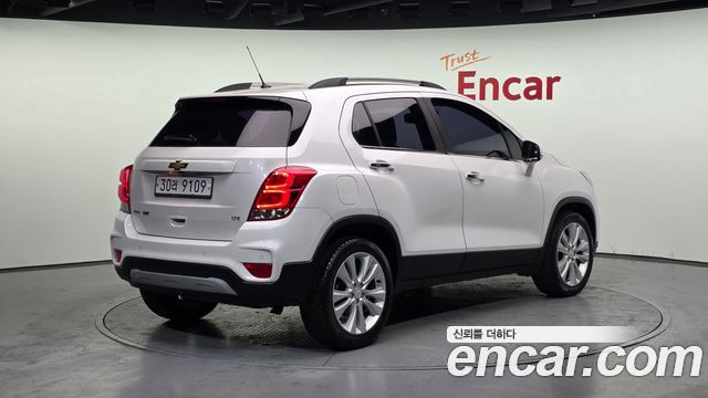 Chevrolet Korea Trax 2017 — photo 2