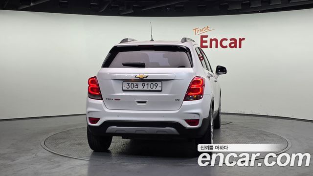 Chevrolet Korea Trax 2017 — photo 4