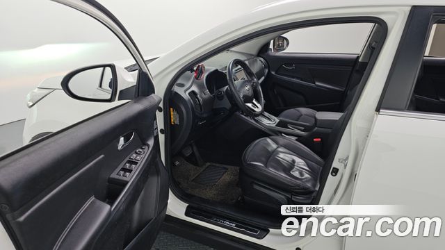 Kia Sportage 2011 — photo 10