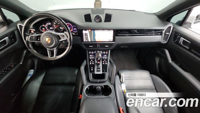 Porsche Cayenne 2021 — photo 7