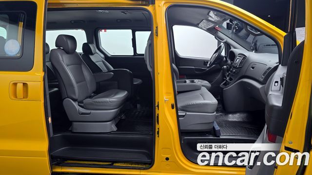 Hyundai Starex 2019 — photo 10