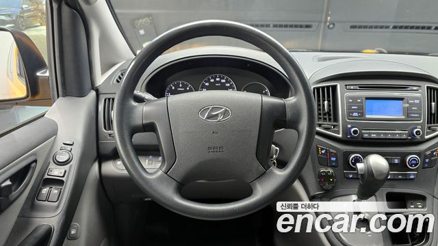 Hyundai Starex 2019 — photo 13