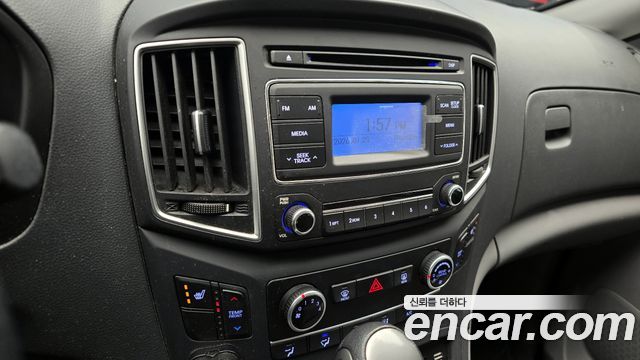 Hyundai Starex 2019 — photo 14