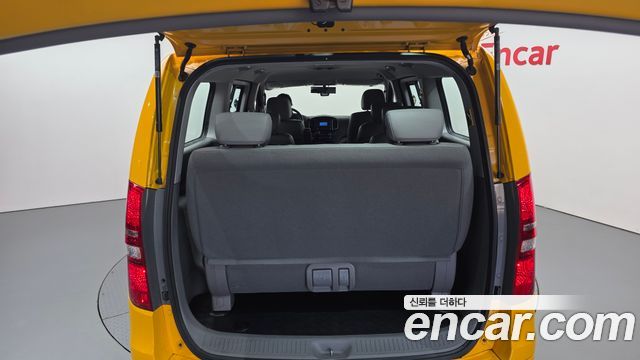 Hyundai Starex 2019 — photo 20