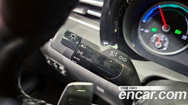 Kia K5 2022 — photo 16