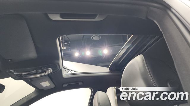 Audi SQ5 2021 — photo 19