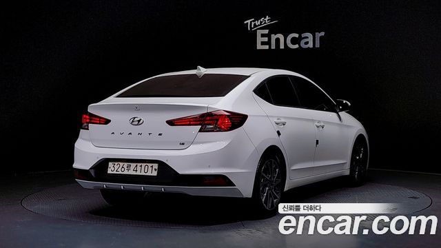 Hyundai AVANTE 2020 — photo 2