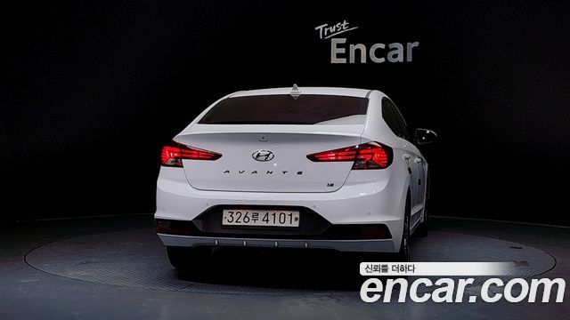 Hyundai AVANTE 2020 — photo 4