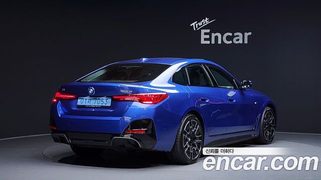 BMW i4 2025 — photo 2