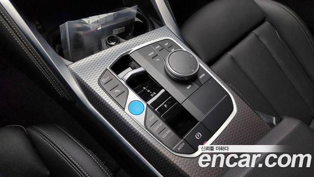 BMW i4 2025 — photo 9