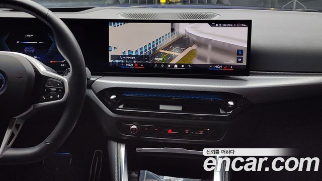 BMW i4 2025 — photo 15