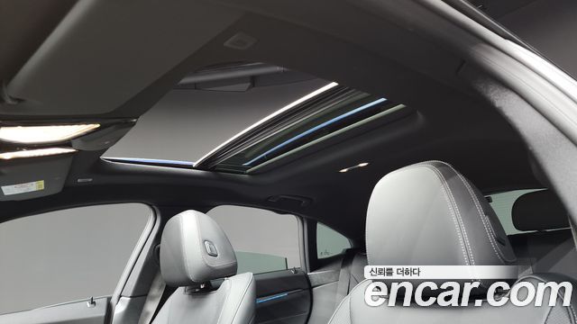 BMW i4 2025 — photo 18