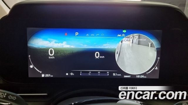 Kia Canival 2023 — photo 8