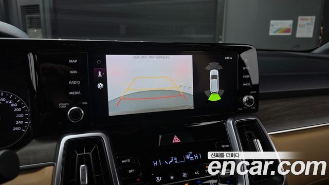 Kia Sorento 2023 — photo 16