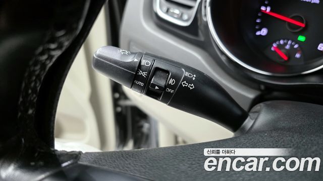 Kia Canival 2016 — photo 16