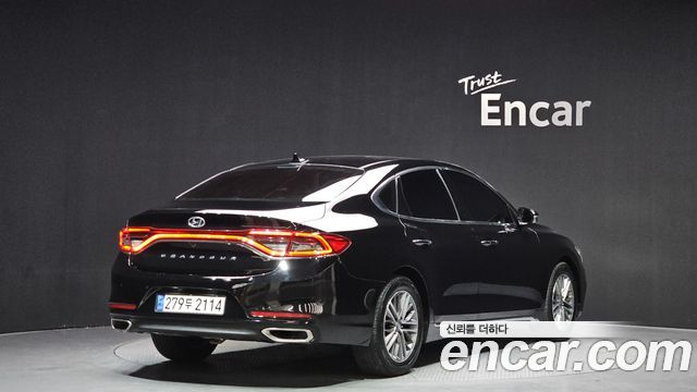 Hyundai Grandeur 2018 — photo 2