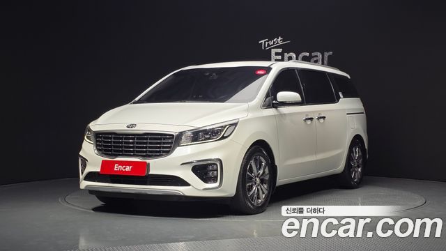 Kia Canival 2019 — photo 1
