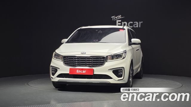 Kia Canival 2019 — photo 3