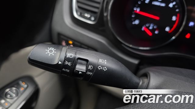 Kia Canival 2019 — photo 19
