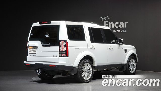 Land Rover Discovery 2014 — photo 2
