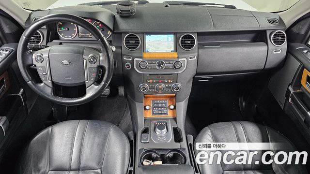 Land Rover Discovery 2014 — photo 7
