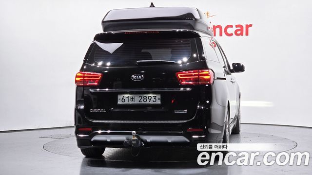 Kia Canival 2019 — photo 4