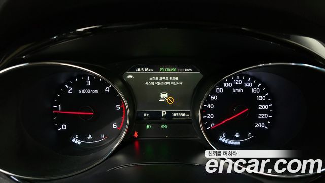Kia Canival 2019 — photo 8