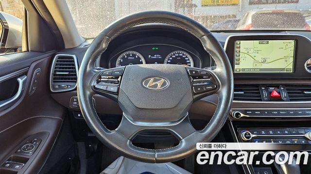 Hyundai Grandeur 2017 — photo 15