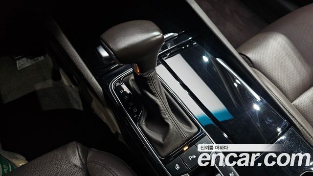 Kia K7 2019 — photo 9