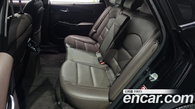Kia K7 2019 — photo 12