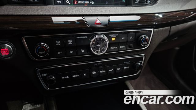 Kia K7 2019 — photo 20