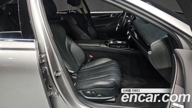 Genesis G80 2022 — photo 10