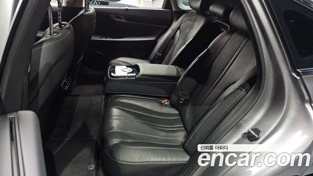 Genesis G80 2022 — photo 12