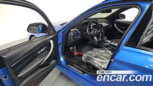 BMW 3-Series 2015 — photo 10