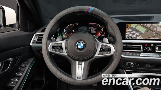 BMW 3-Series 2019 — photo 13