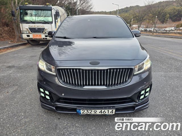 Kia Canival 2016 — photo 2