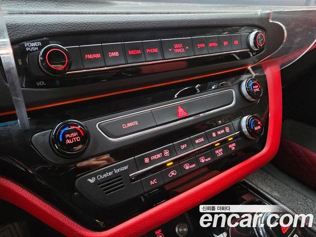 Kia Canival 2016 — photo 15