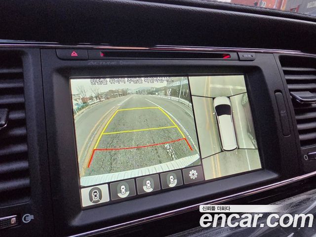 Kia Canival 2016 — photo 17