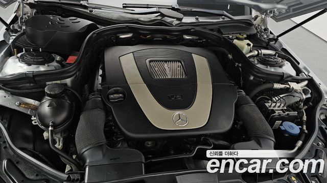 Mercedes-Benz E-Class 2011 — photo 6